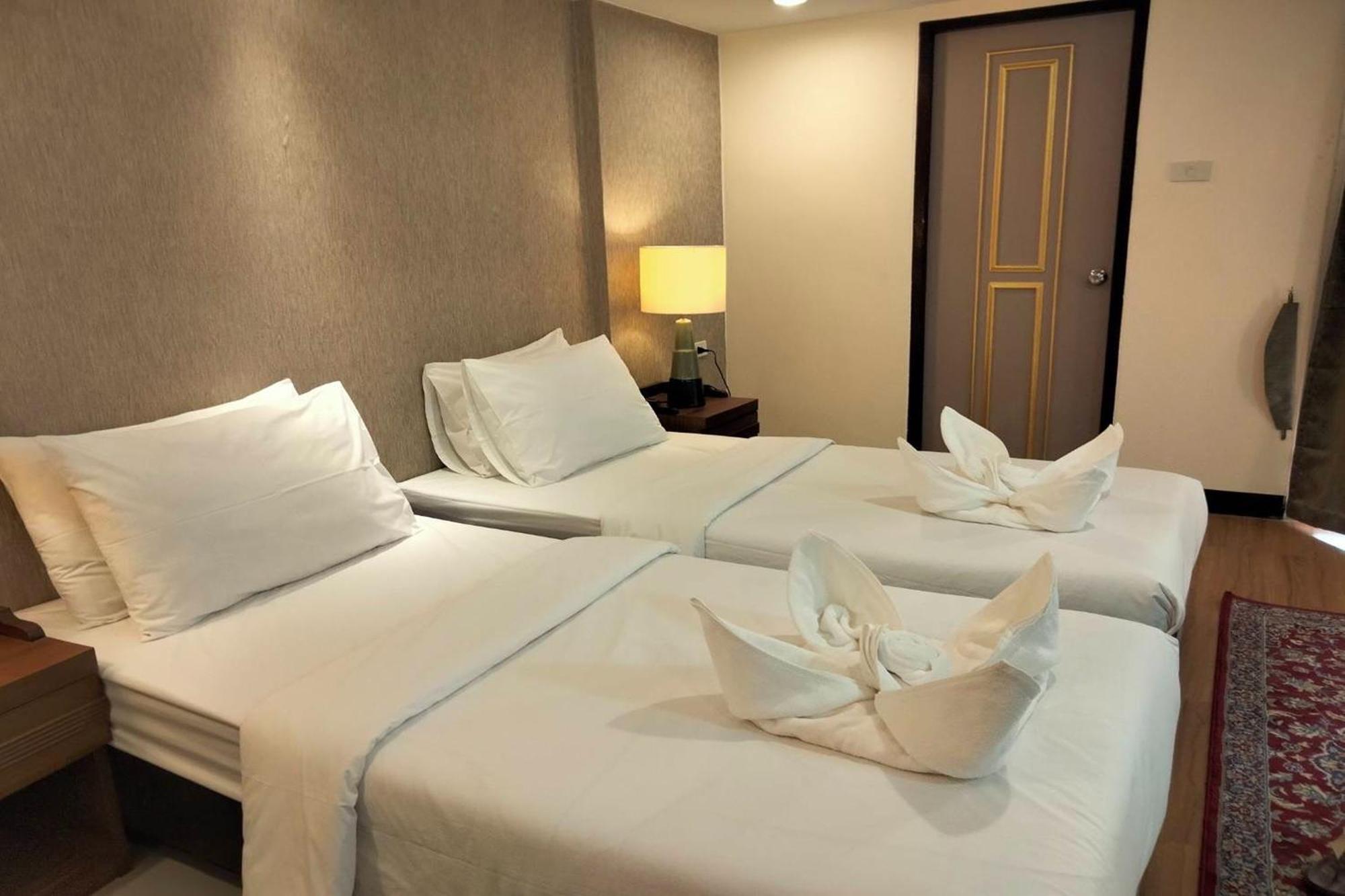 Kim Hotel At Morleng Bangkok Buitenkant foto
